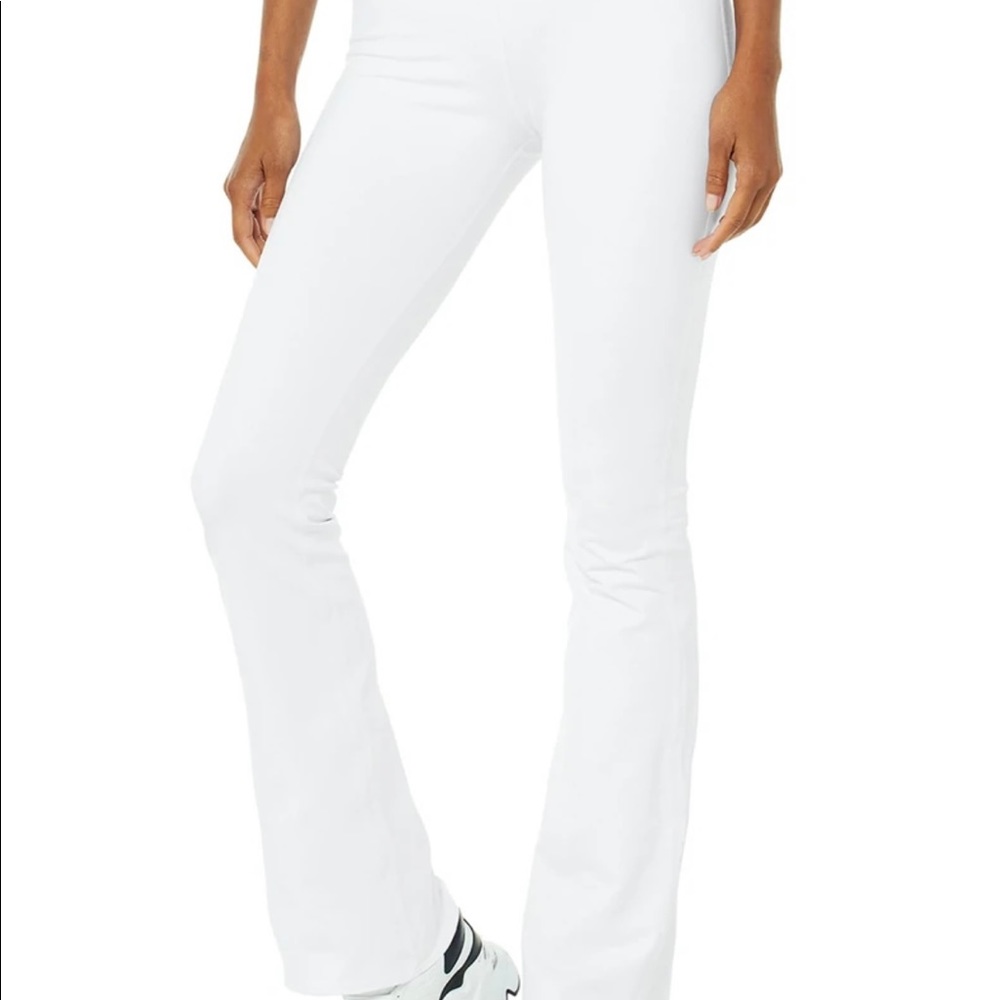 NEW WITH TAG ALO airbrush 7/8 bootcut legging